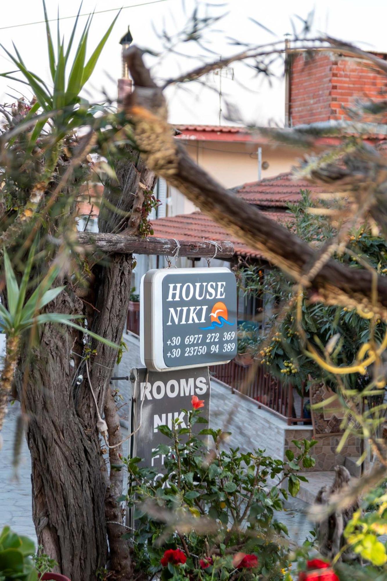 House Niki Apartment Sarti Bagian luar foto