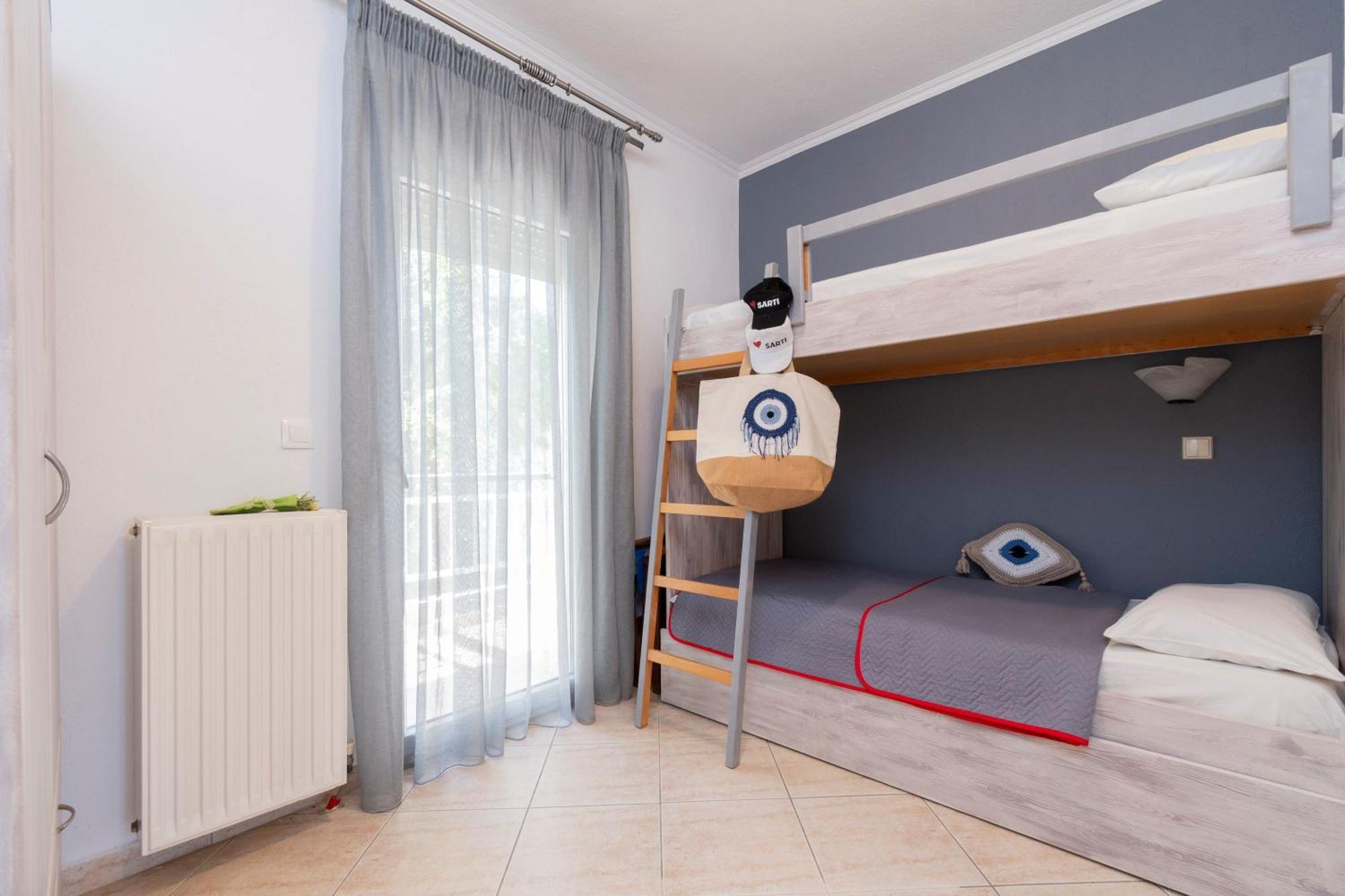 House Niki Apartment Sarti Bagian luar foto
